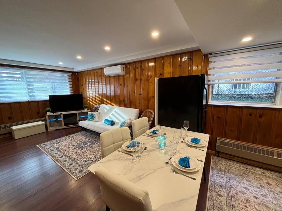 Cozy Spacious Work Friendly Lotus With Garden View High Speed Free Wi Fi And Parking Adjacent To Downtown 蒙特利尔 外观 照片